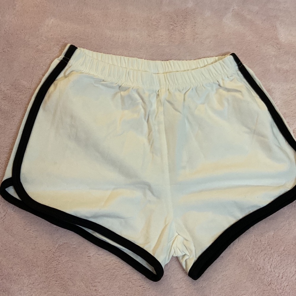 SOLD SOLD 5 sport shorts - Picture 4 of 8